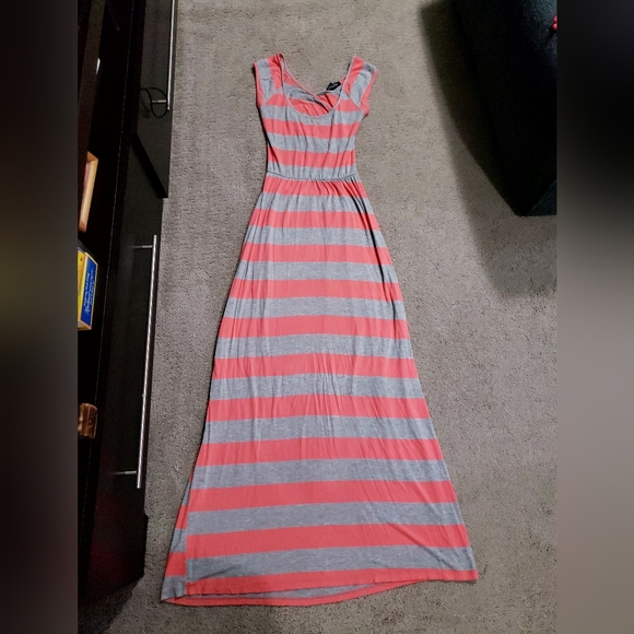 Long Crossback Striped Maxi Dress - Womans Small/medium - Picture 1 of 3